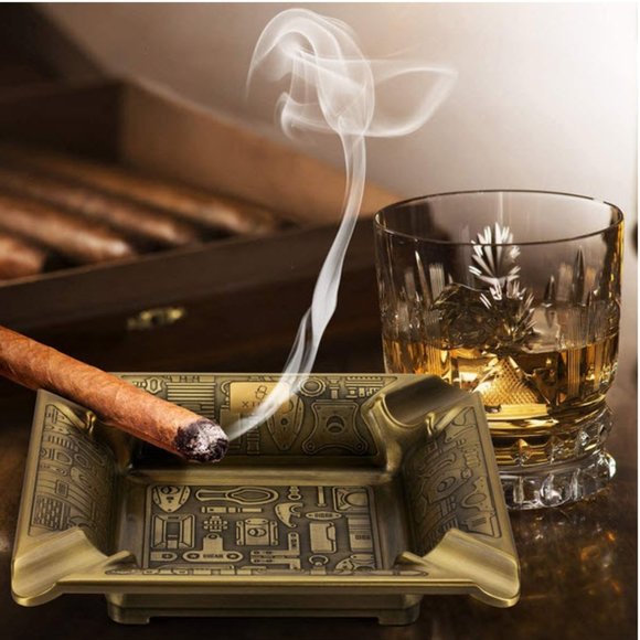 Large metal Alloy Cigar ashtray